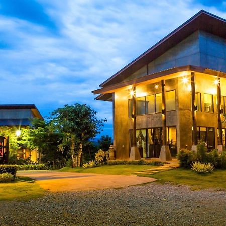 Baan Pailyn Resort Lamphun Li Eksteriør billede