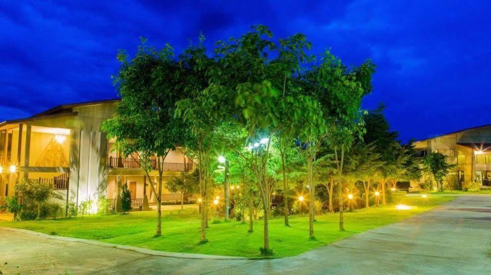 Baan Pailyn Resort Lamphun Li Eksteriør billede